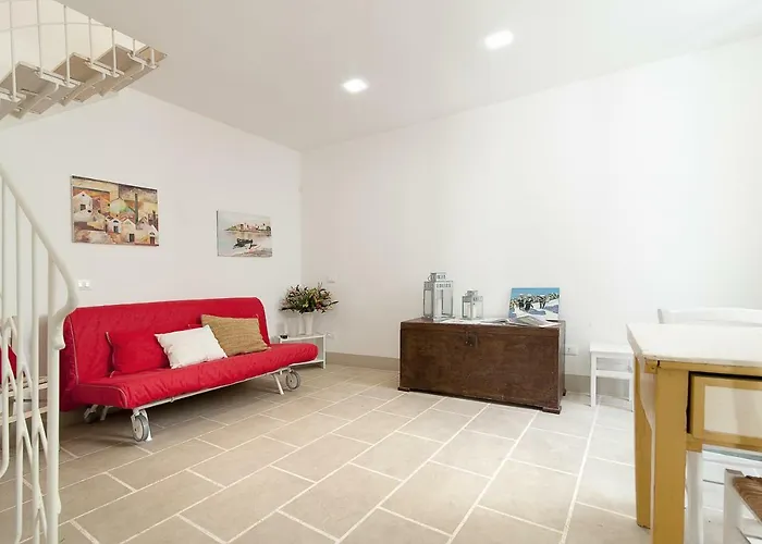 La Corte Dei Messapi * ムーロ・レッチェーゼ